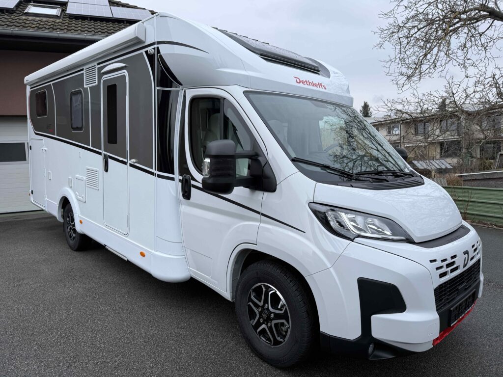 Obytné auto Dethleffs Just, moderní a pohodlný model pro váš volný čas a cestování.