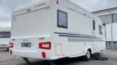 Karavan Adria Adora nabízí pohodlné cestování a relaxaci na cestách. Ideální pro dobrodružství!